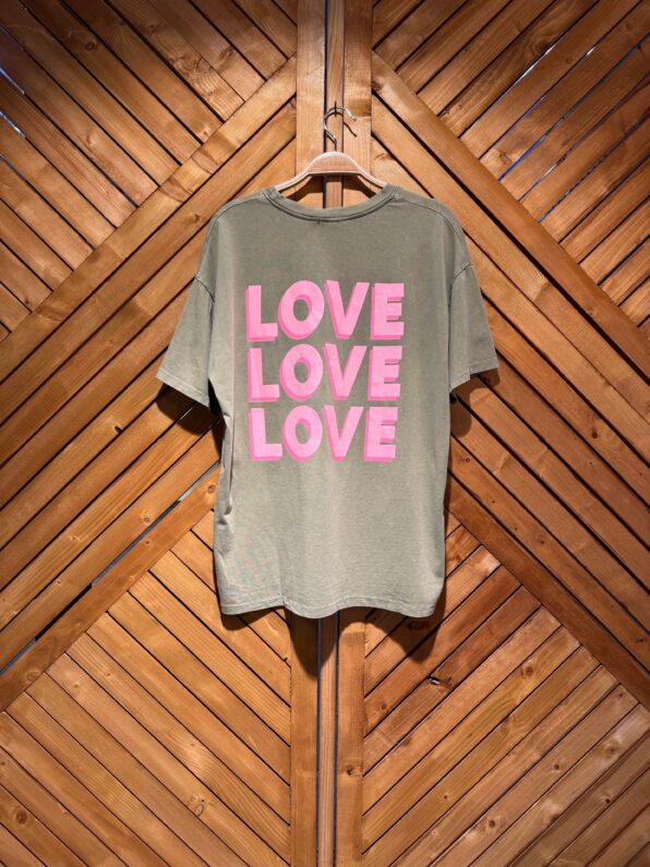 Camiseta LOVE - verde y rosa neón - Imagen 3