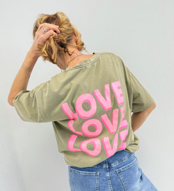 Camiseta LOVE - verde y rosa neón