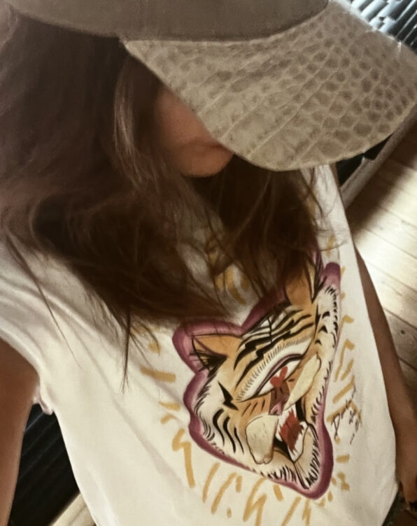 Camiseta the tiger blanca oversize sin mangas - Imagen 2