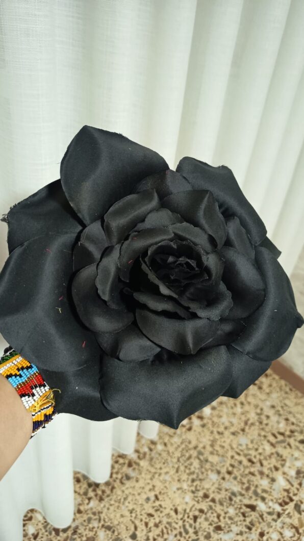 Flor Maxi negra